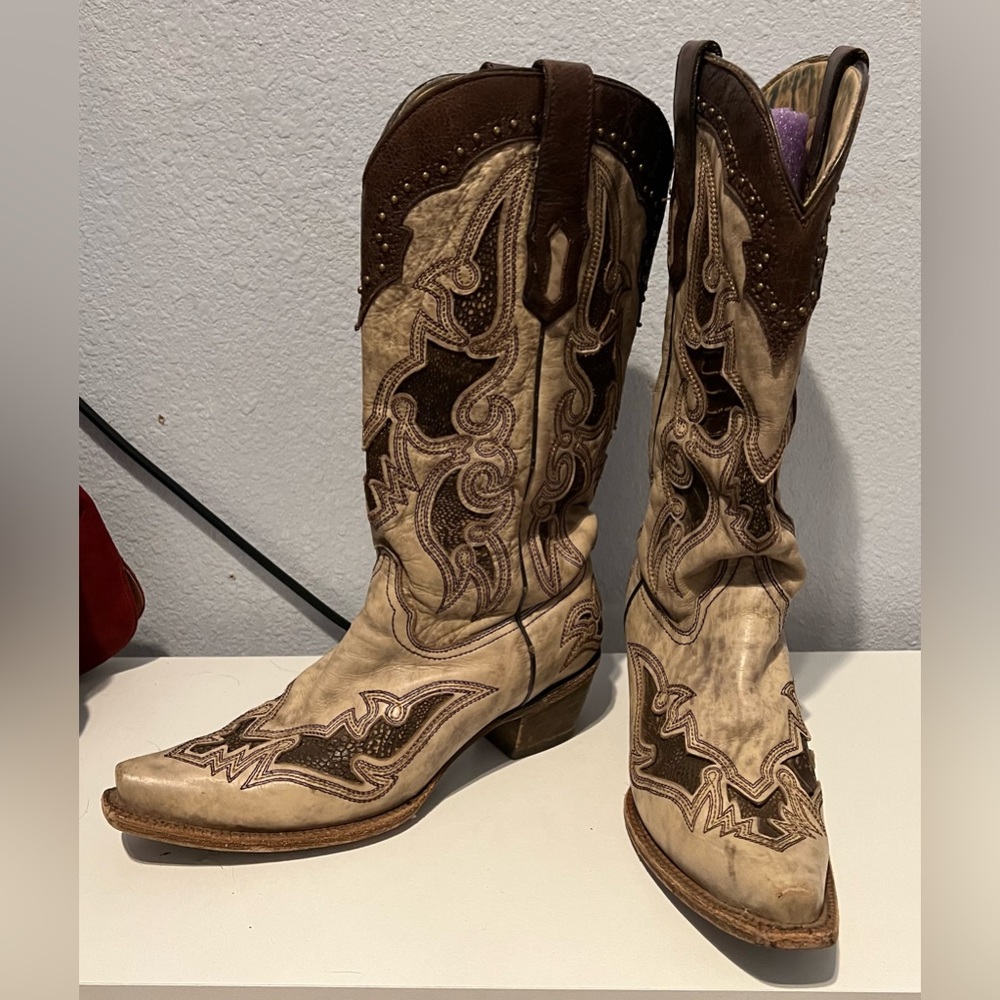 Corral boots 9.5